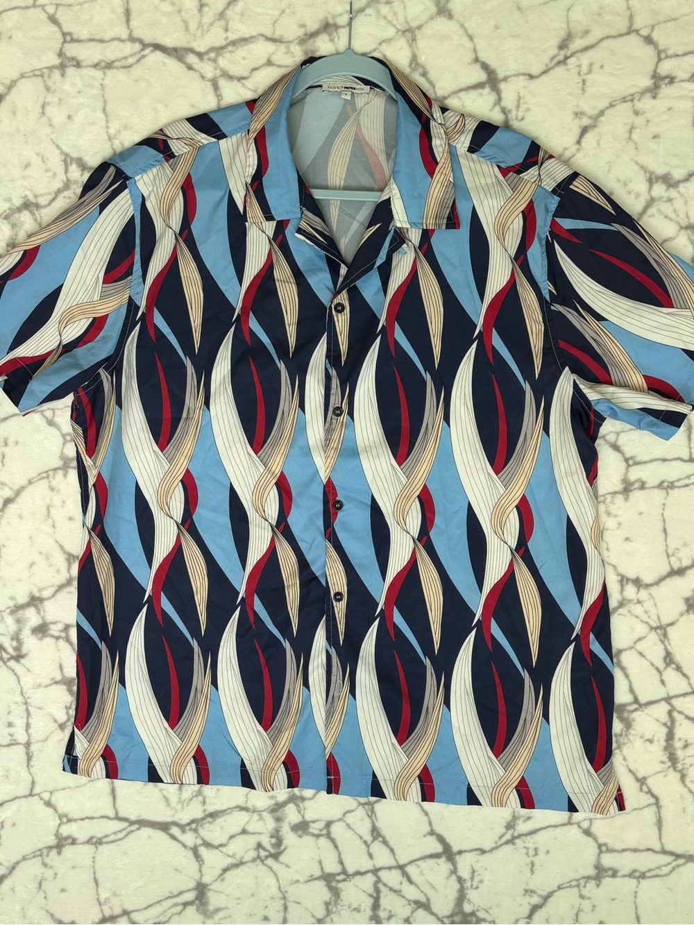 FASHION NOVA Short-Sleeved Button-Up Shirt Light Blue, Red, Tan, White Pattern